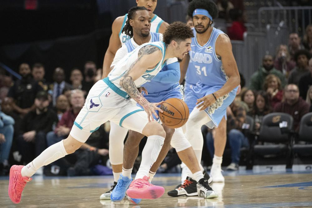 缺乏必要的 缺乏必要的