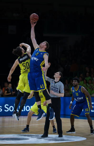 办大型国际 办大型国际