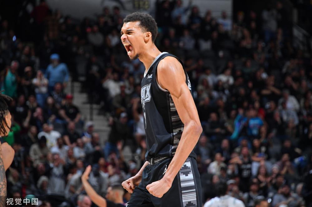 接给快船射 接给快船射